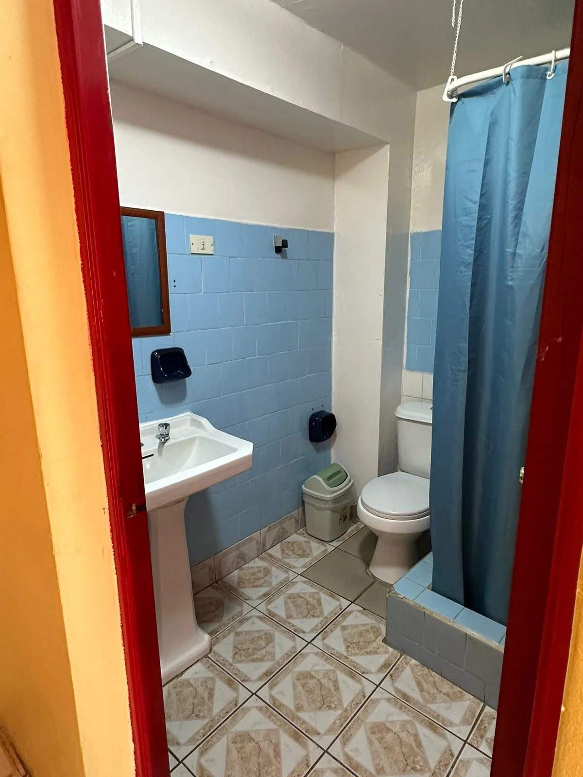 Baño Hotel Capri